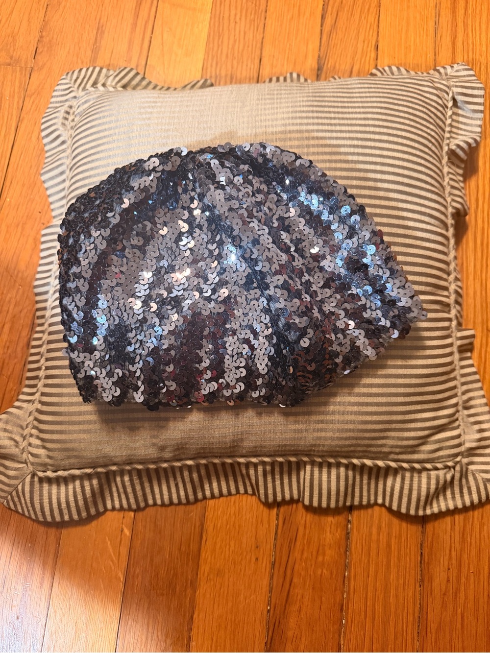Sequined Elegant Beanie - Silver